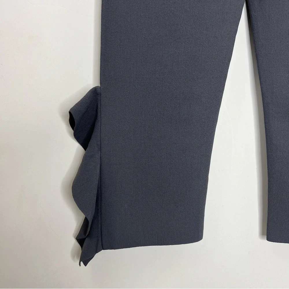 Opening Ceremony Gray Knit Flounced Split Hem Cropped Pants Size Small - Picture 9 of 14